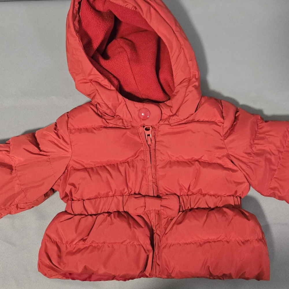 BABY GAP Cherry Red Hooded Puffer Jacket Coat Size 0-6 Months Winter Wear